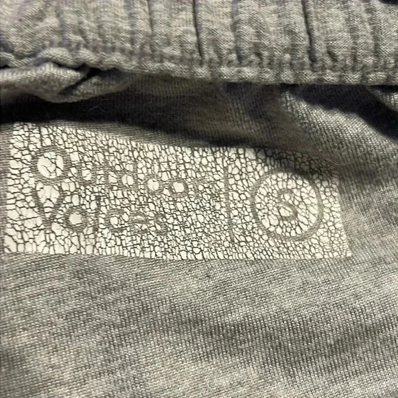 WOMENS OUTDOOR VOICES SIZE SMALL LIGHTWEIGHT SWEATS.  TAPERED LEG - Picture 4 of 5